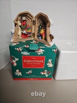 1995 DISNEY Christmas At Our House Winnie The Pooh Hinged Figure Rabbit Piglet