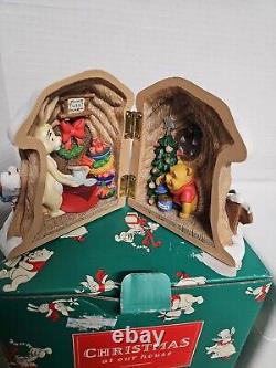 1995 DISNEY Christmas At Our House Winnie The Pooh Hinged Figure Rabbit Piglet