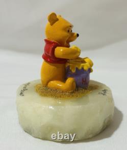 1997 Disney Ron Lee Winnie the Pooh & Honey Pot Figurine #1199/5000 Onyx Base