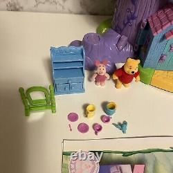 1999 Winnie The Pooh's Friendly Places Delightful Days Tree House Playset