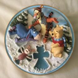 6 Disney Bradex Winnie the Pooh Wonderlit Winter 3D Wall Plates Figurine Set-EUC