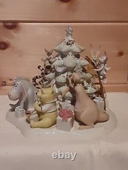 COLLECTIBLE Lenox Pooh's Tree Trimming Party Disney Showcase Collection NO BOX