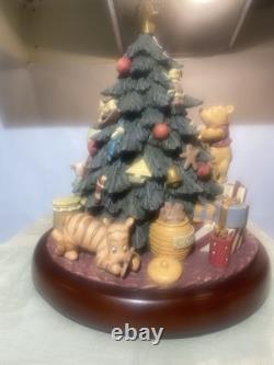 Charpente Disney Pooh & Friends Trimming Christmas Tree Centerpiece MIB