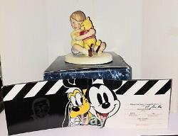 Christopher Robin Winnie the Pooh convention limited figurine 350 1998 Disney