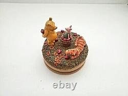 Classic Pooh Music Box Apple Collection