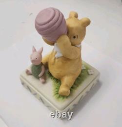 Classic Winnie The Pooh & Piglet Honey Pot Nightlight Porcelain, Charpente
