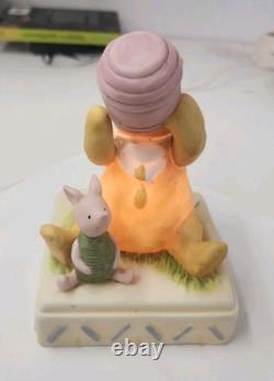 Classic Winnie The Pooh & Piglet Honey Pot Nightlight Porcelain, Charpente