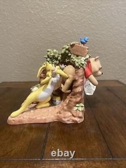 DISNEY Pooh and Friends, Stuck in a sticky situation, figurine