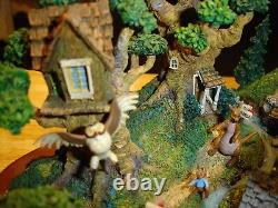 Danbury Mint Disney Winnie the Pooh The Hundred Acre Wood