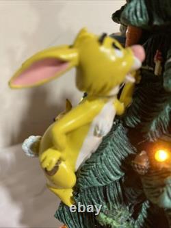 Danbury Mint The Winnie the Pooh Christmas Tree, Lighted, Disney, Tigger, Eeyore