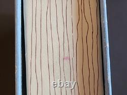 Disney Classic Pooh Slim Band Leather Band in Original Box New Battery