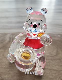 Disney Crystal World Winnie the Pooh with honey pot Figure