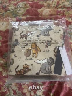 Disney Dooney & Bourke Classic Winnie The Pooh Crossbody Cross Bag Purse