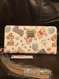 Disney Dooney & Bourke Winnie The Pooh Wallet Wristlet NWT Super Cute Placement
