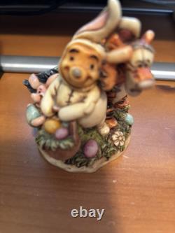 Disney Harmony Kingdom WINNIE THE POOH Hoppy Easter to Pooh LMTD 500pc