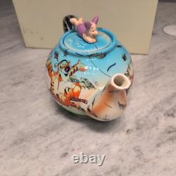 Disney Showcase Collection Winnie The Pooh Tea Pot