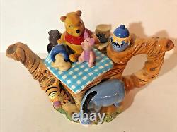 Disney Showcase Collection Winnie The Pooh Teapot England Cardew Rare Htf