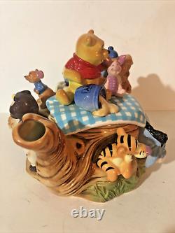 Disney Showcase Collection Winnie The Pooh Teapot England Cardew Rare Htf