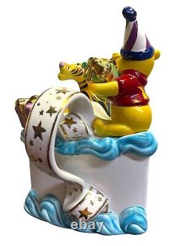 Disney Showcase Winnie Pooh Birthday Cake Teapot LE Paul Cardew