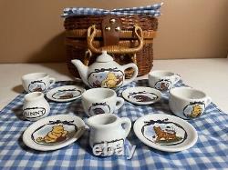 Disney Tea Set Winnie The Pooh Miniature With Wicker Picnic Basket With Handles