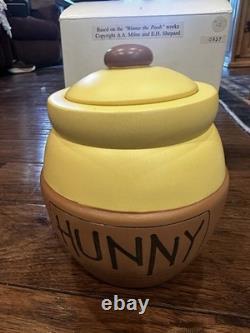 Disney Tug of Pooh Pocket Watch & HUNNY Pot Jar 1997 Winnie Limited Edition