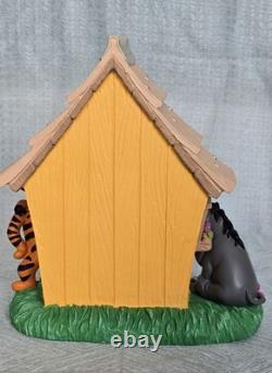 Disney Watch Collectors Club Series Pooh Tigger Eeyore Roo Cuckoo Clock NEW 1422