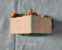 Disney Watch Collectors Club Series Pooh Tigger Eeyore Roo Cuckoo Clock NEW 1422