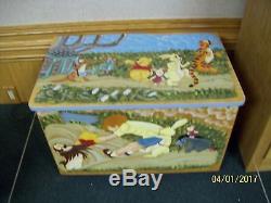 Disney Winnie The Pooh Childs / Kids Furniture Set Toy Box Table & 6 Chairs