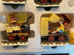 Disney Winnie The Pooh & Friends Christmas Holiday Train Set Danbury Mint