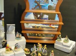 Disney Winnie The Pooh Honey Pot Shelf And 17 Figurines