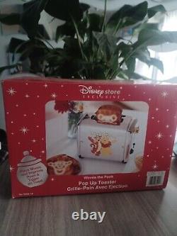 Disney Winnie The Pooh Pop Up Toaster. Plays Music & Imprints Pooh & Tiger On