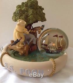 Disney Winnie The Pooh Snowglobe Rare-new