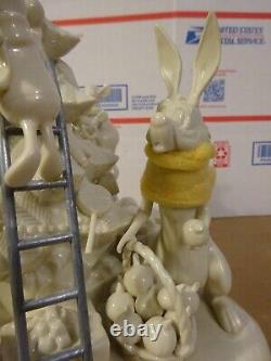 Disney Winnie The Pooh Tree Trimming Party Christmas Lenox Figure Unpainted