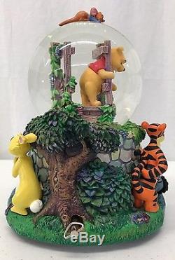 Disney Winnie the Pooh Bridge Snowglobe (Snow Globe) Music Box FREE SHIPPING