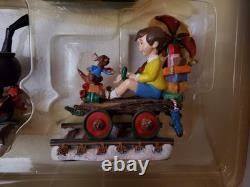 Disney Winnie the Pooh Christmas Train Set In Original Box VTG NEW Danbury Mint