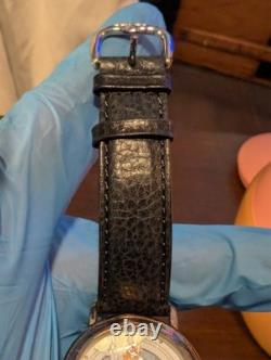 Disney Winnie the Pooh Collectors Club Series VI Fossil Watches & Honey Pots Set