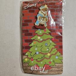 Disney Winnie the Pooh Countries Santas Around the World Set of 12 Pins NEW