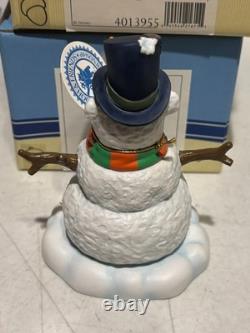 Disney Winnie the Pooh & Friends A Frosty Holiday Figurine Statue 4013955 New