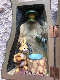 Disney Winnie the Pooh Keychain Box Rabbit's House Pottery Used JP YM108