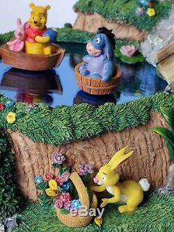 Disney Winnie the Pooh Music Box Magical Dancing on Pond Figurine New in Box