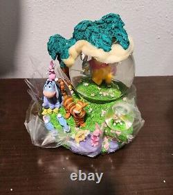 Disney Winnie the Pooh Springtime Bunnies Musical Motion Figurine Duo SnowGlobes