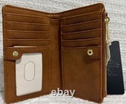 Disney Winnie the Pooh Storybook Loungefly Crossbody Wallet Set NWT