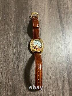 Disney Winnie the Pooh Tigger Too! Watch withOrange Hunny Cannister LE
