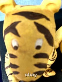 Disney Winnie the Pooh Wooden Carved Figure classic Set of 3 pooh piglet tigger