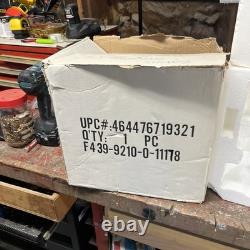 Disney Winnie the Pooh and Friends Tree House Musical Snow Globe