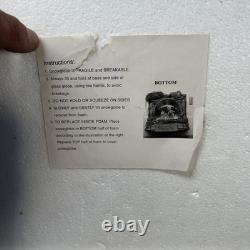 Disney Winnie the Pooh and Friends Tree House Musical Snow Globe