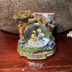 Disney Winnie the Pooh and Friends Tree House Musical Snow Globe