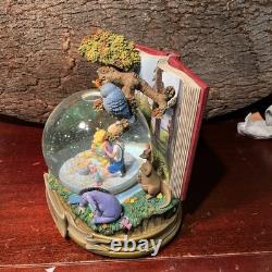 Disney Winnie the Pooh and Friends Tree House Musical Snow Globe