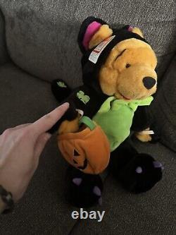 Disney store winnie the pooh limited edition Lot