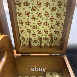 Disney wooden Winnie the Pooh container case #ca1c9e